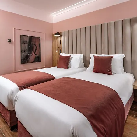 Golden Tulip Vivaldi Hotel