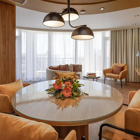 Vivaldi Hotel 4*