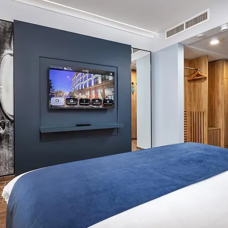 Golden Tulip Vivaldi Hotel