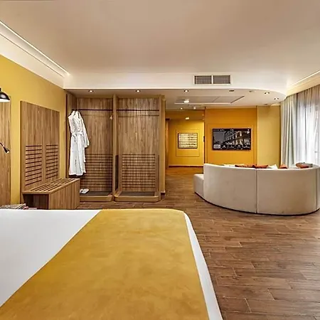 Vivaldi Hotel 4*
