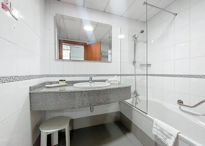 Vivaldi 4* San Ġiljan